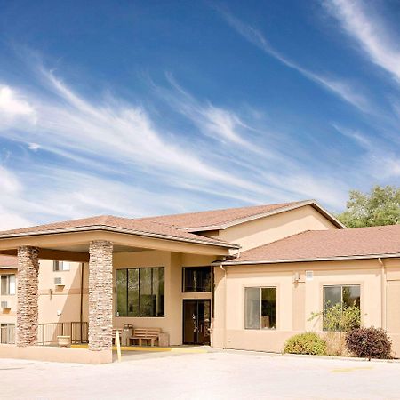 Days Inn By Wyndham Boonville Luaran gambar