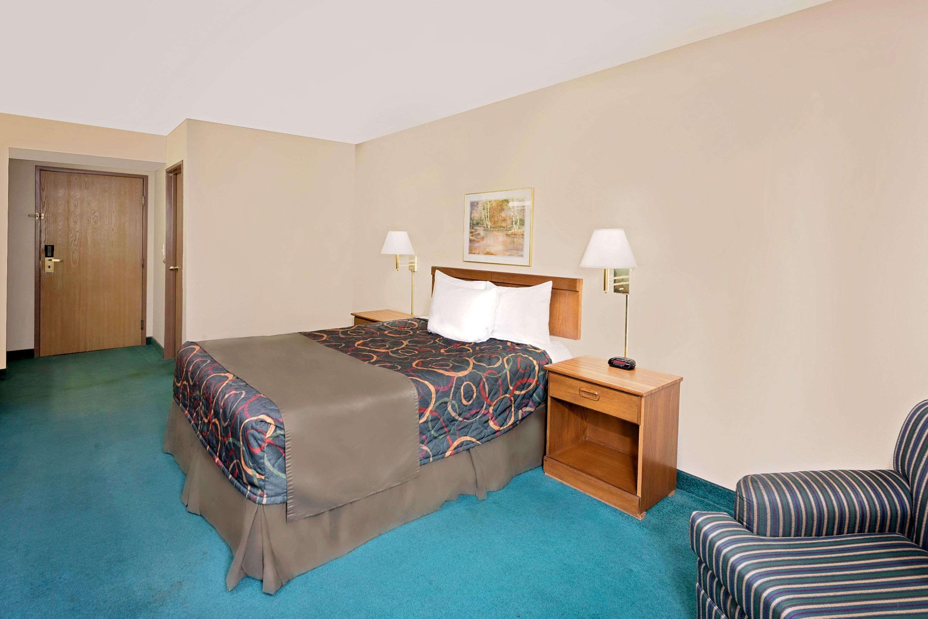 Days Inn By Wyndham Boonville Luaran gambar