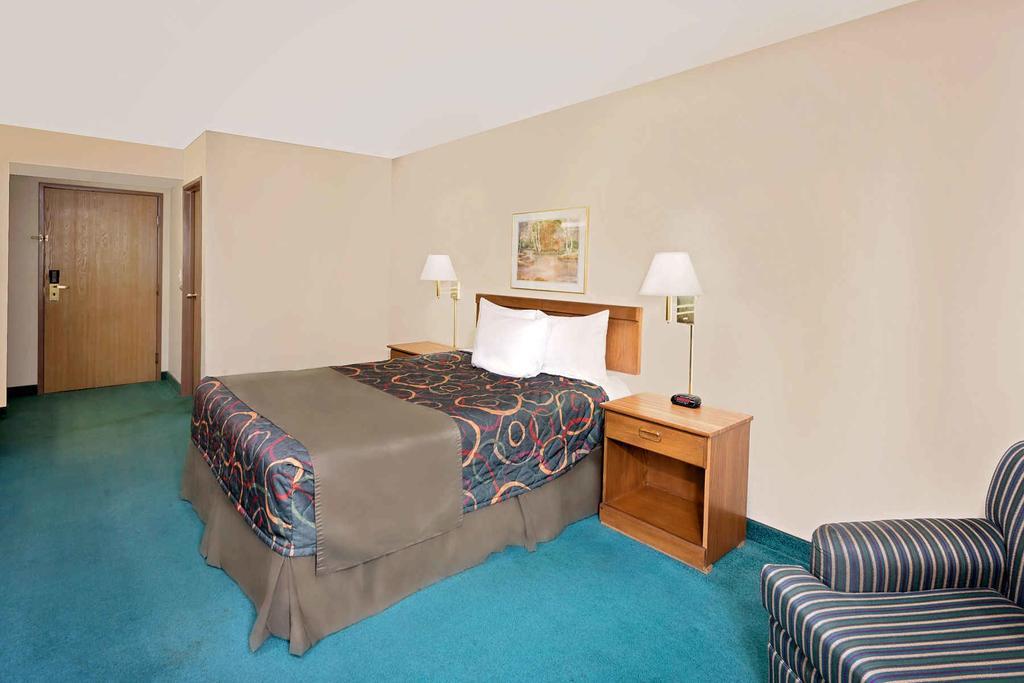 Days Inn By Wyndham Boonville Luaran gambar